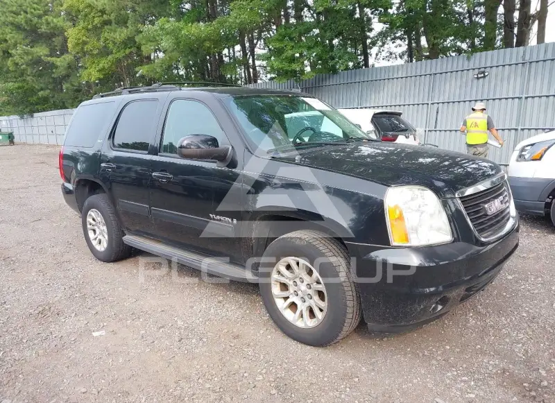 2009 GMC YUKON фото