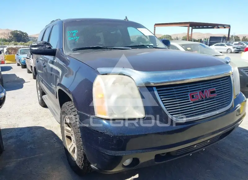 2009 GMC YUKON фото