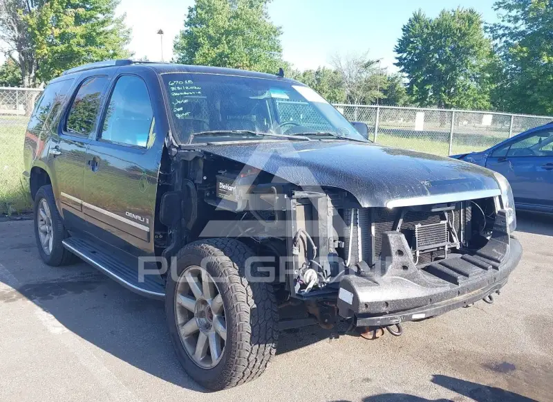 2009 GMC YUKON photo