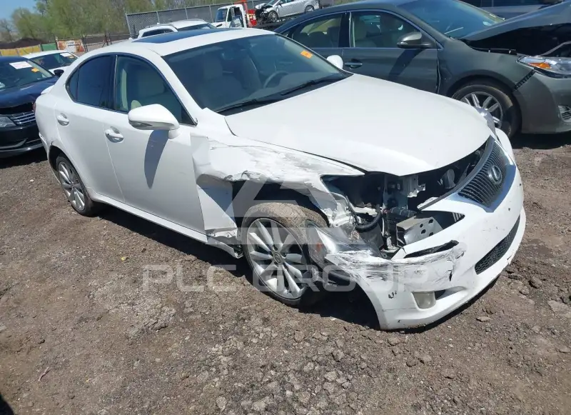 2009 Lexus IS250 фото