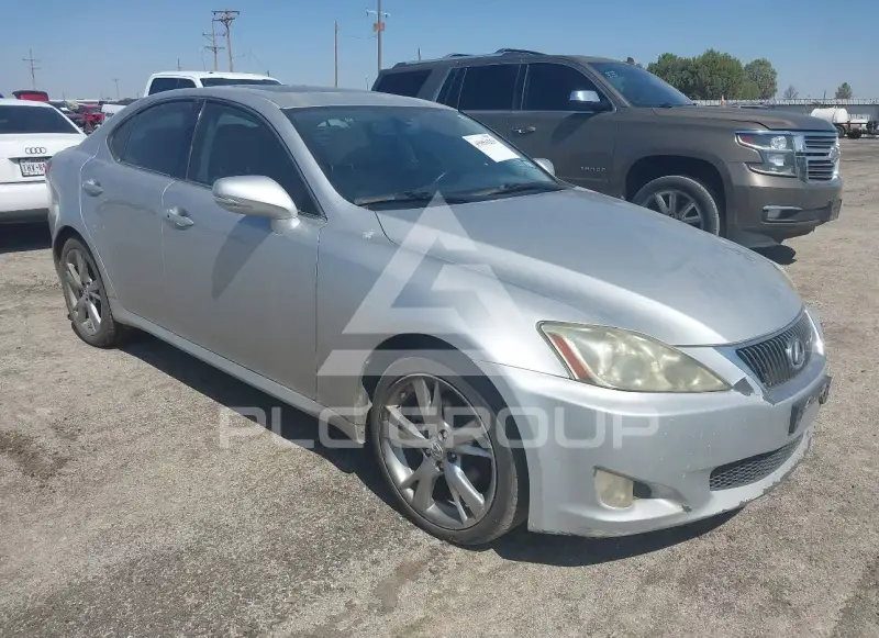 2009 Lexus IS250 photo