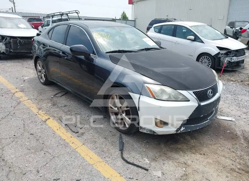 2009 Lexus IS250 photo