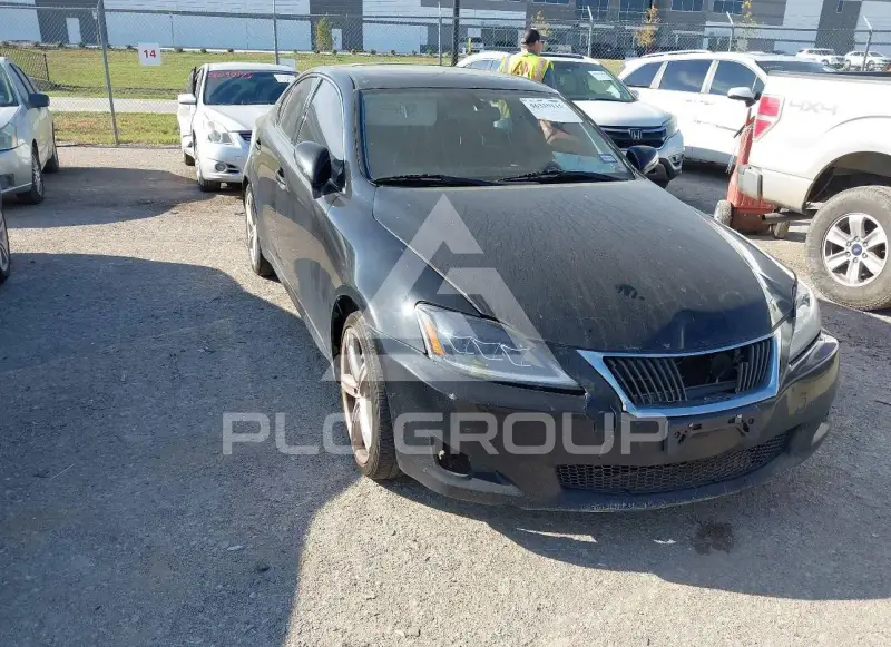 2009 Lexus IS350 photo