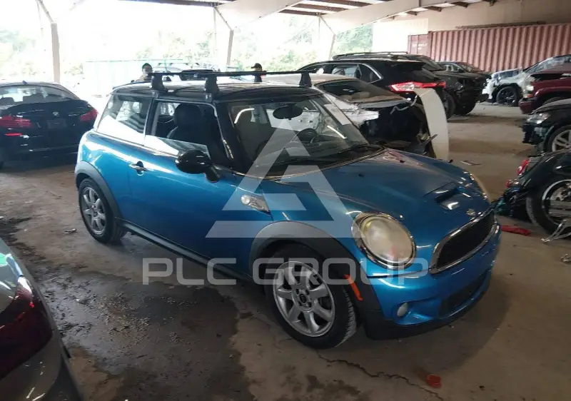 2009 Mini COOPER photo