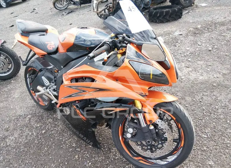 2009 Yamaha YZFR6 фото