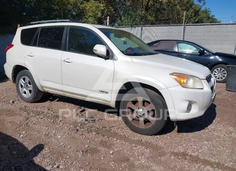 2009 Toyota RAV4 photo