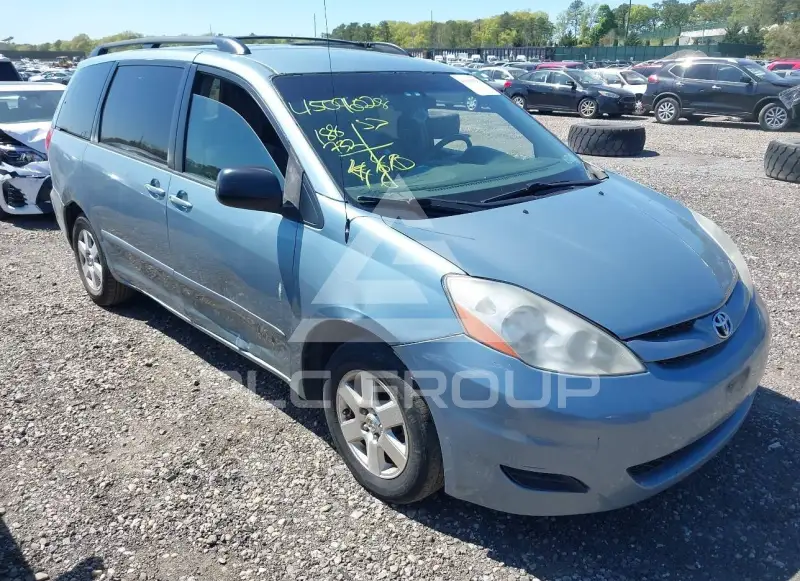 2009 Toyota SIENNA фото