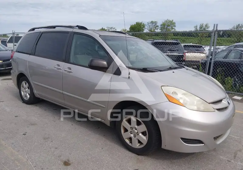 2009 Toyota SIENNA фото