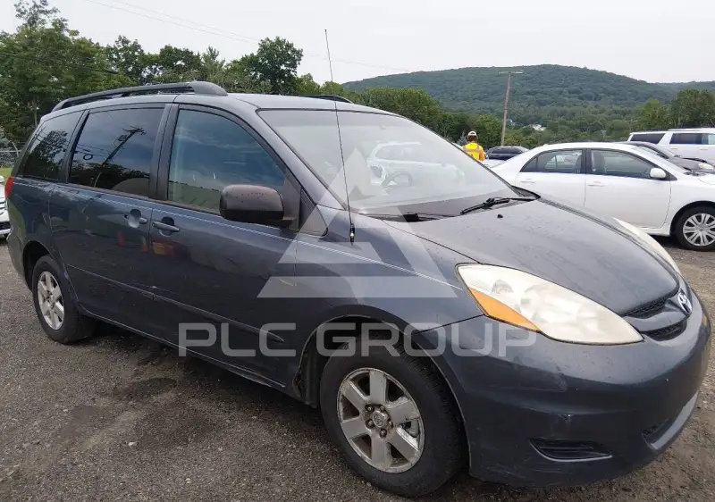 2009 Toyota SIENNA фото