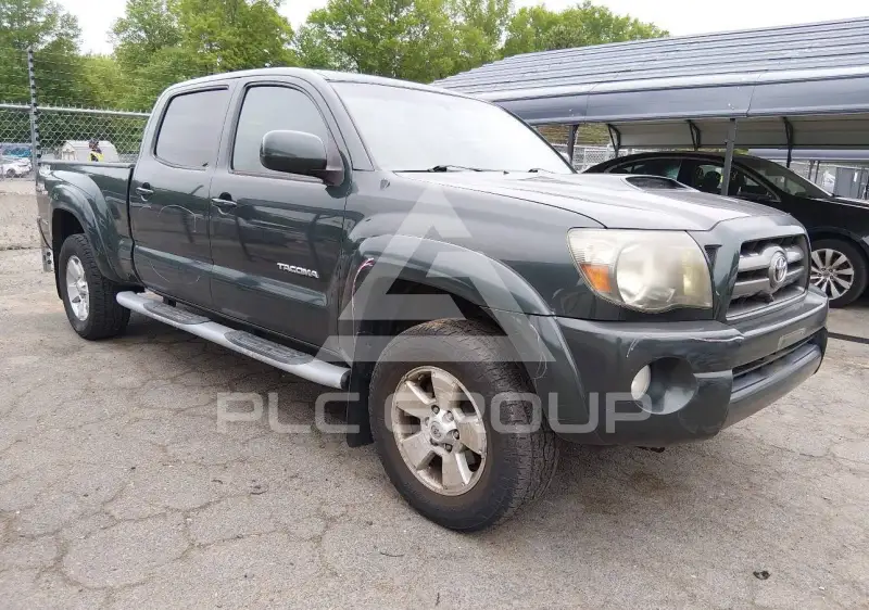 2009 Toyota TACOMA photo