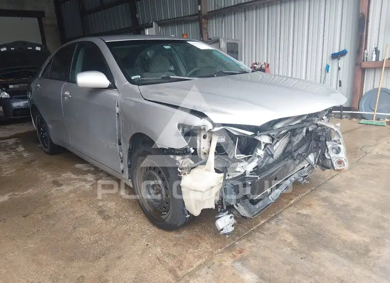 2009 Toyota CAMRY фото