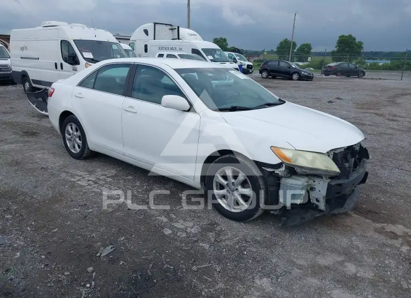 2009 Toyota CAMRY фото