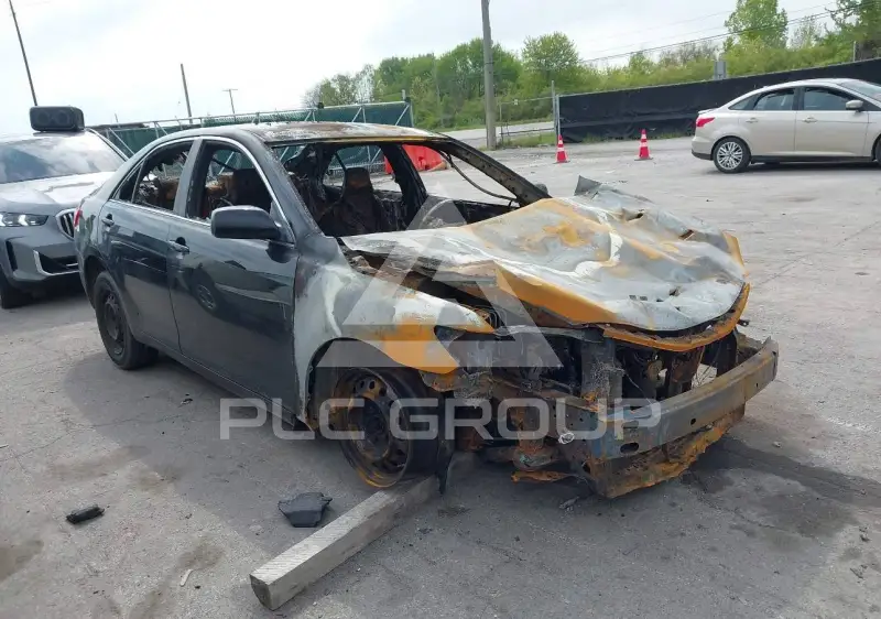 2009 Toyota CAMRY фото