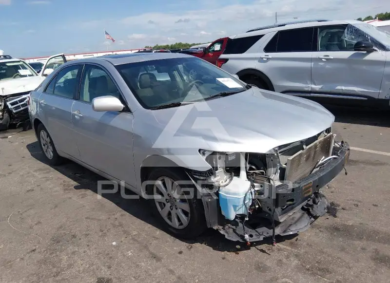 2009 Toyota CAMRY фото