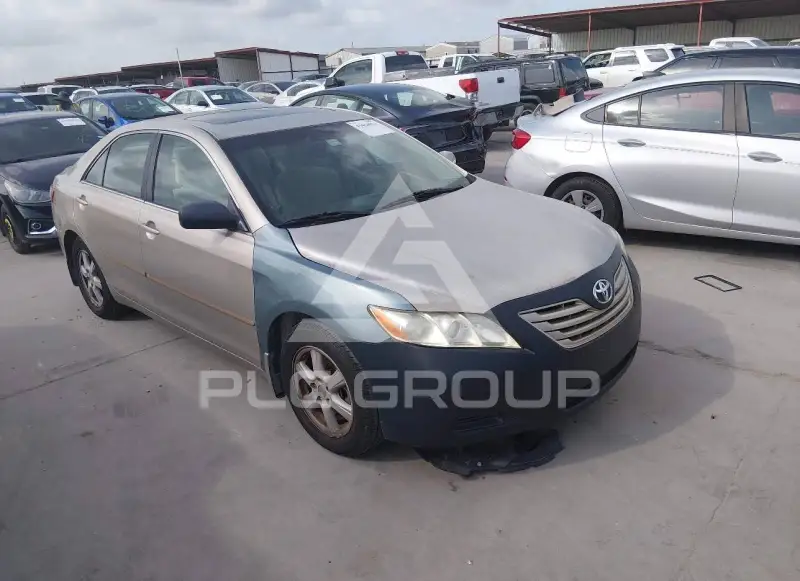 2009 Toyota CAMRY photo
