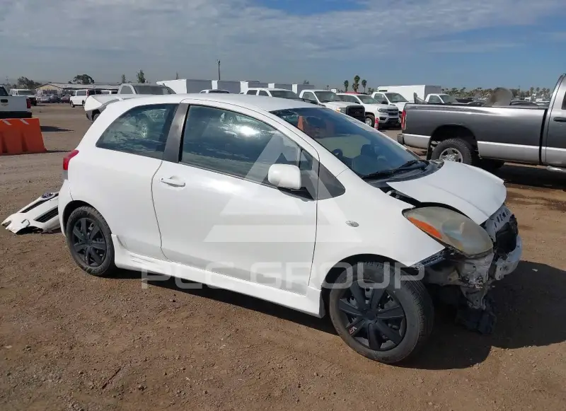 2009 Toyota YARIS фото