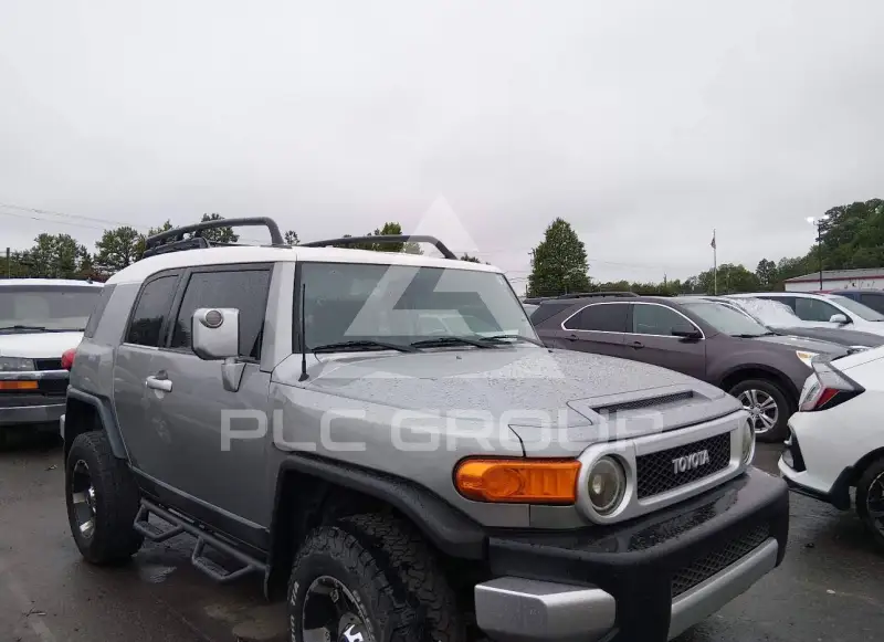 2009 Toyota FJ Cruiser photo