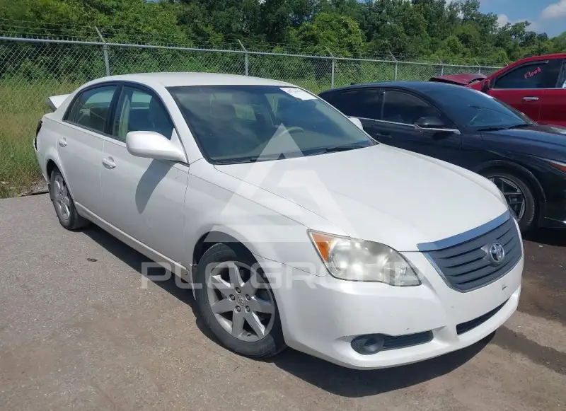 2009 Toyota AVALON фото