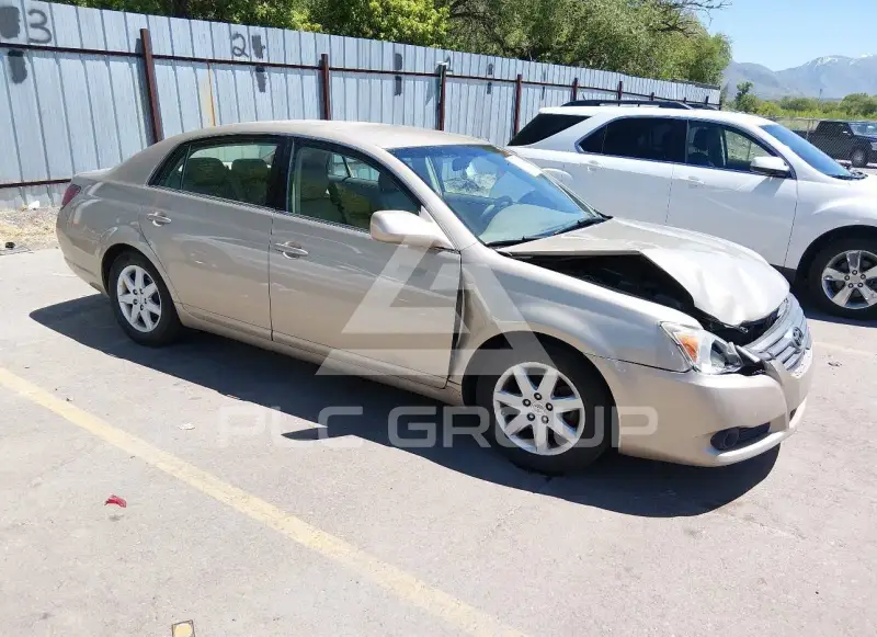2009 Toyota AVALON photo