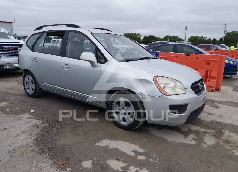 2009 KIA Rondo фото