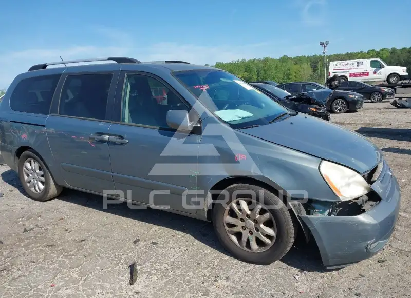 2009 KIA Sedona фото