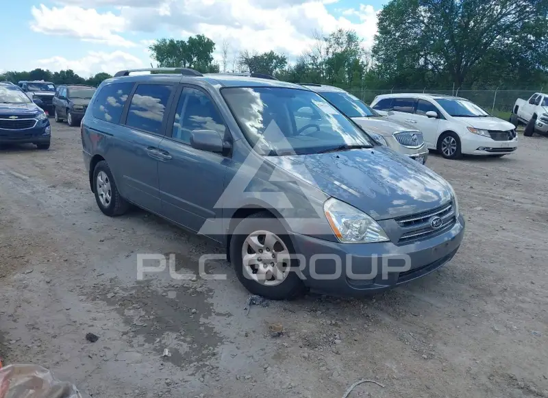 2009 KIA Sedona photo