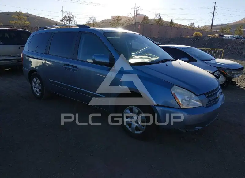2009 KIA Sedona photo