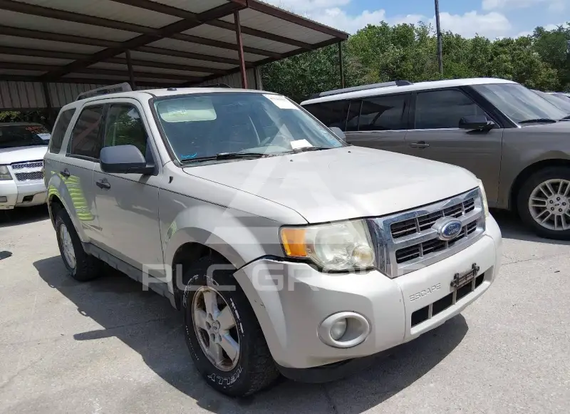 2009 Ford ESCAPE фото