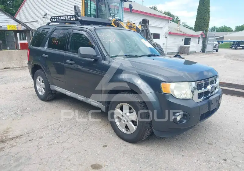 2009 Ford ESCAPE photo