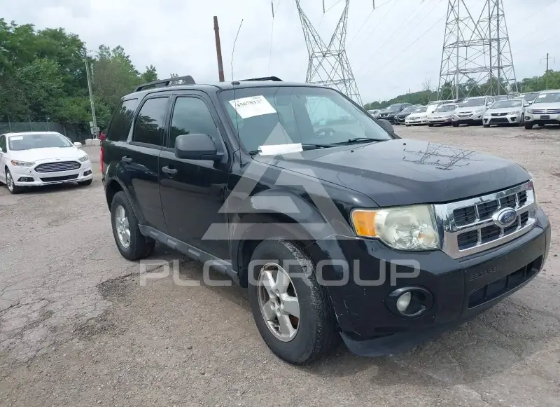 2009 Ford ESCAPE photo