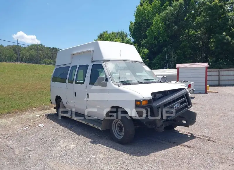 2009 Ford E-150 фото