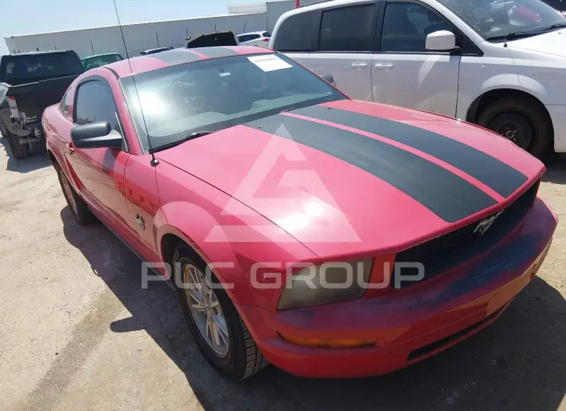 2009 Ford MUSTANG фото