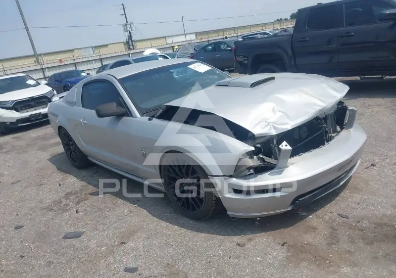 2009 Ford MUSTANG фото