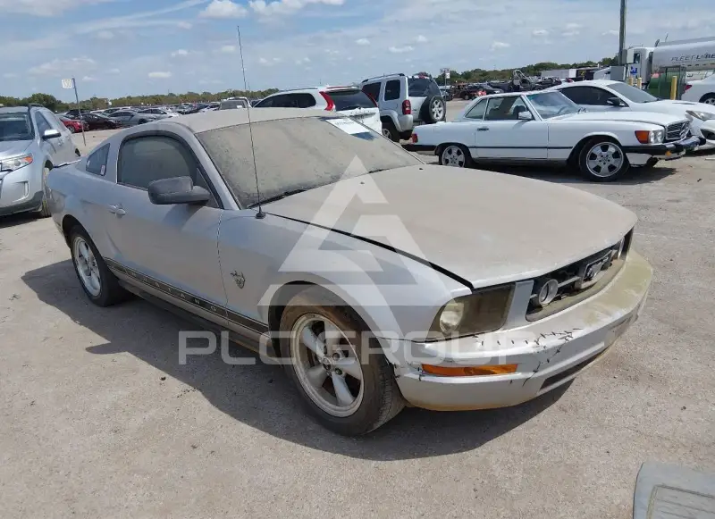 2009 Ford MUSTANG фото