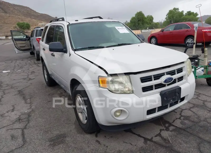 2009 Ford ESCAPE photo