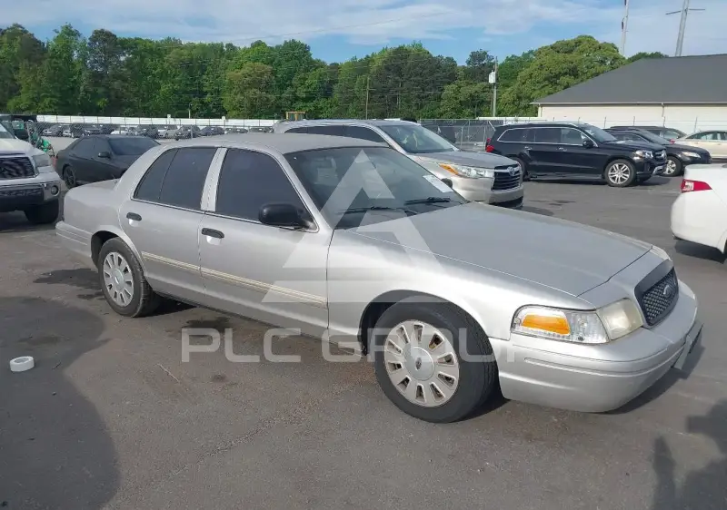 2009 Ford CROWN фото