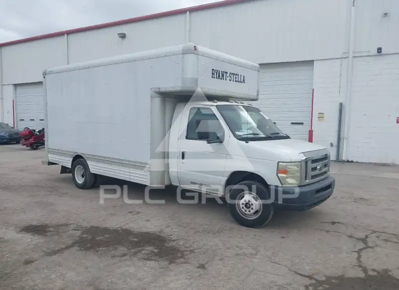 2009 Ford E-450 photo