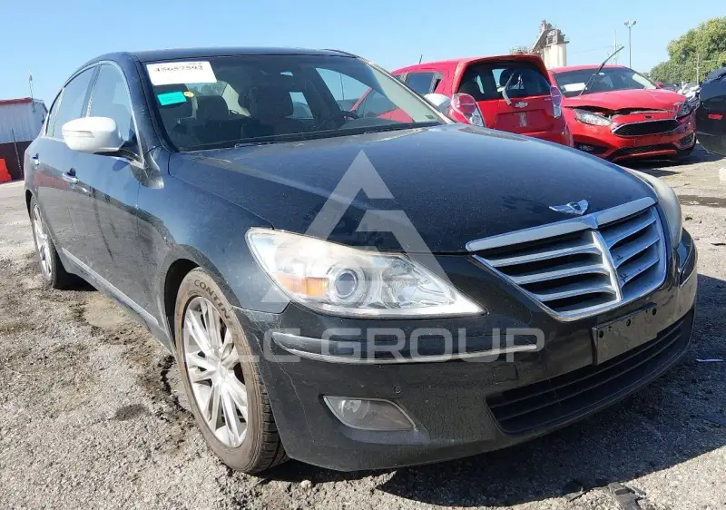 2009 Hyundai Genesis photo