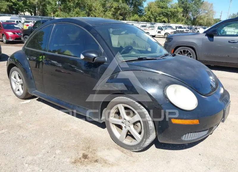 2009 Volkswagen BEETLE фото