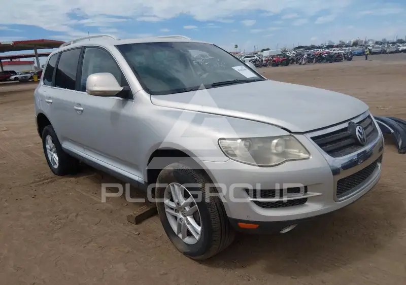 2009 Volkswagen Touareg photo