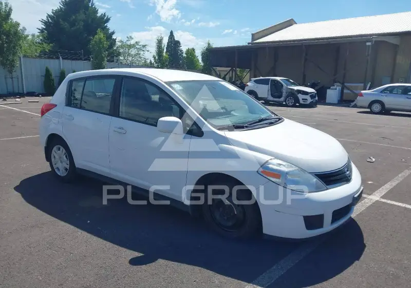 2010 Nissan VERSA photo
