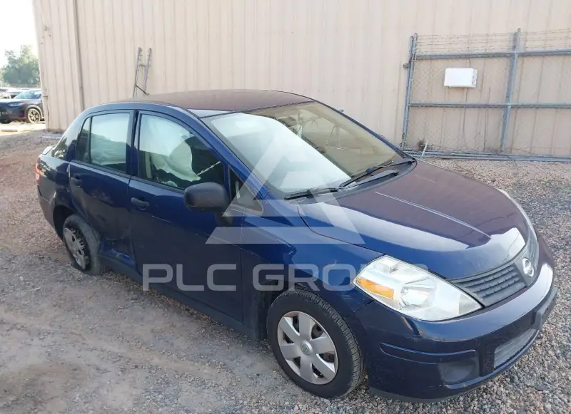 2010 Nissan VERSA фото