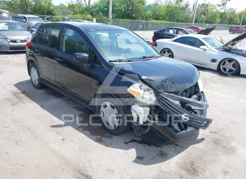 2010 Nissan VERSA photo
