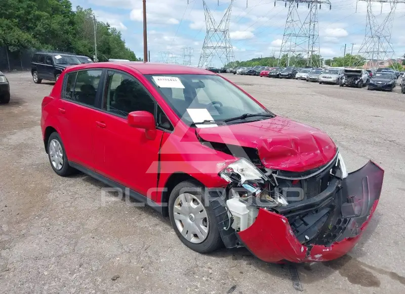 2010 Nissan VERSA photo