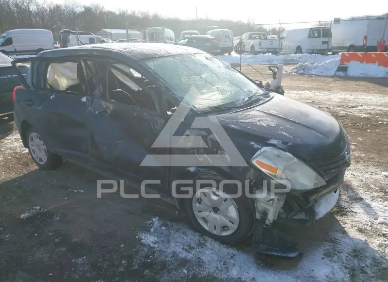 2010 Nissan VERSA фото