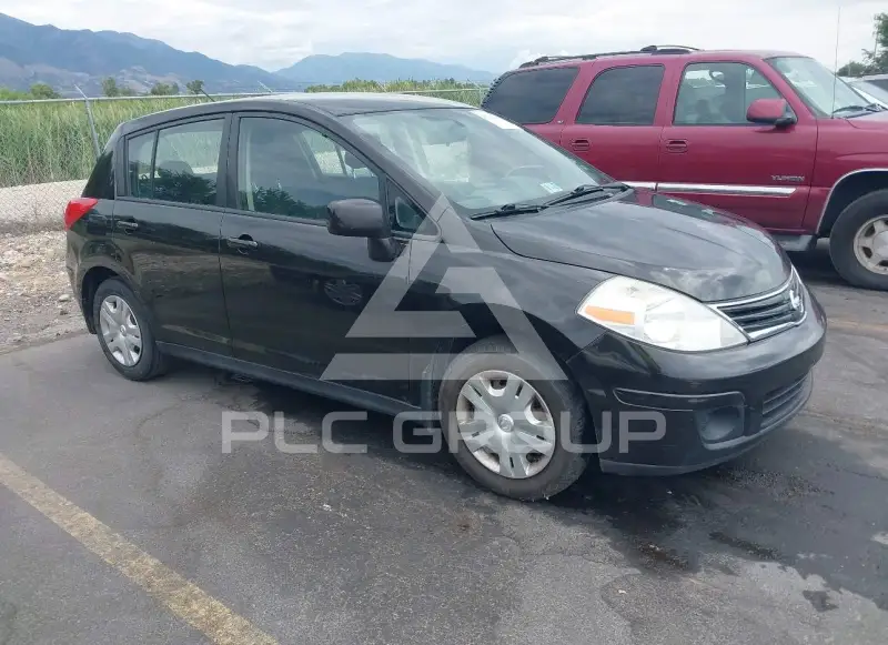 2010 Nissan VERSA photo