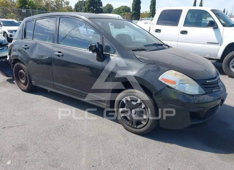 2010 Nissan VERSA фото