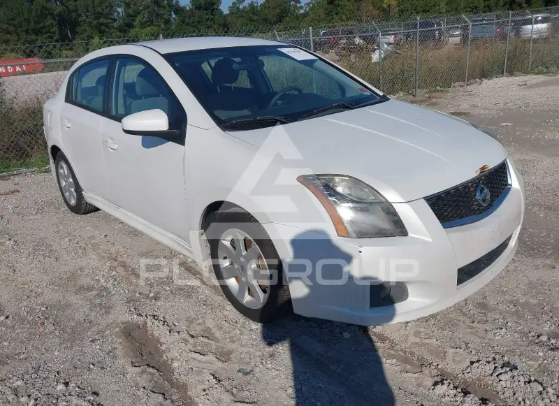 2010 Nissan SENTRA photo