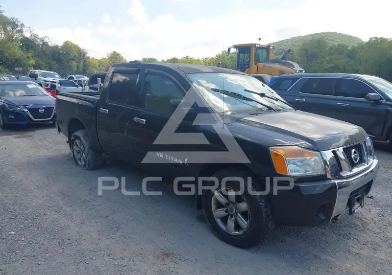 2010 Nissan TITAN фото