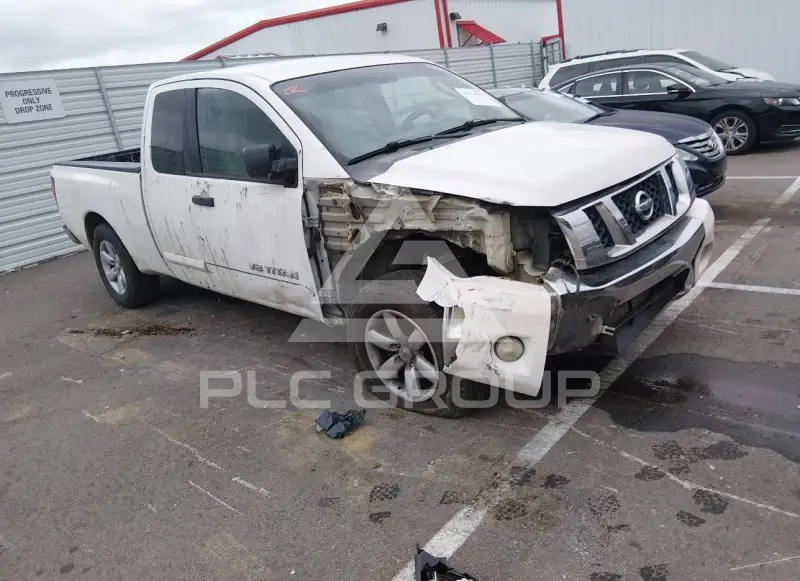 2010 Nissan TITAN фото